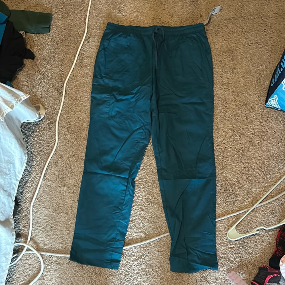NWT uniform advantage butter-soft scrub pants